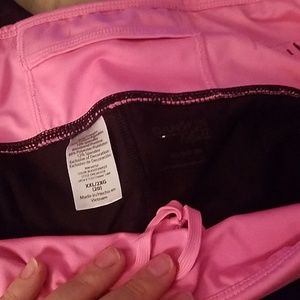 Danskin Pants - Exercise capri Danskin Pants - Exercise capri